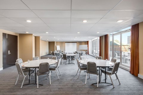 Adina Apartment Hotel Wollongong - Whitsundays Accommodation 29