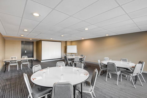 Adina Apartment Hotel Wollongong - Whitsundays Accommodation 38