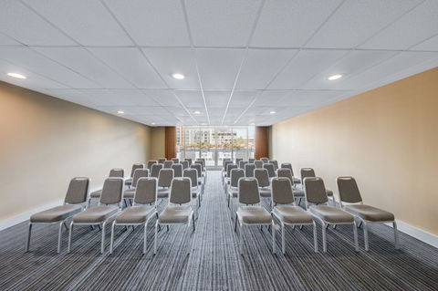 Adina Apartment Hotel Wollongong - Whitsundays Accommodation 32