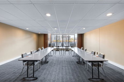 Adina Apartment Hotel Wollongong - Whitsundays Accommodation 30