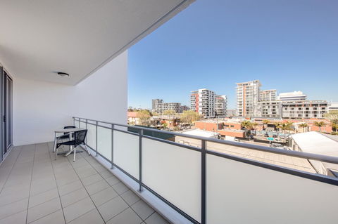 Adina Apartment Hotel Wollongong - Whitsundays Accommodation 19