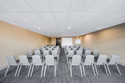 Adina Apartment Hotel Wollongong - Whitsundays Accommodation 33