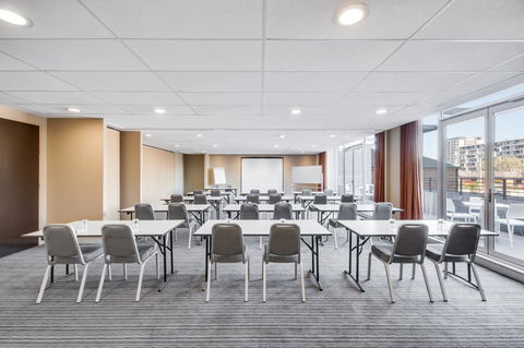 Adina Apartment Hotel Wollongong - Whitsundays Accommodation 27