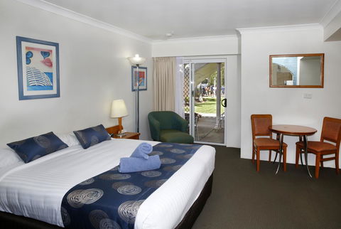 Aston Motel Yamba - Whitsundays Accommodation 23
