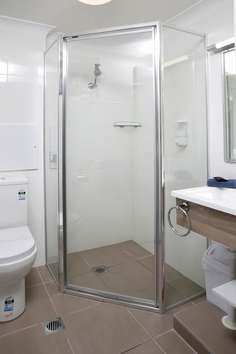 Aston Motel Yamba - Whitsundays Accommodation 16