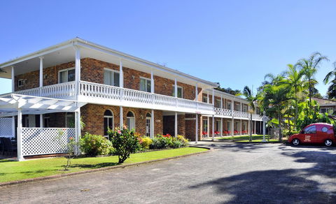 Aston Motel Yamba - Whitsundays Accommodation 3