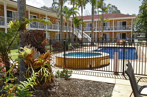 Aston Motel Yamba - Whitsundays Accommodation 20
