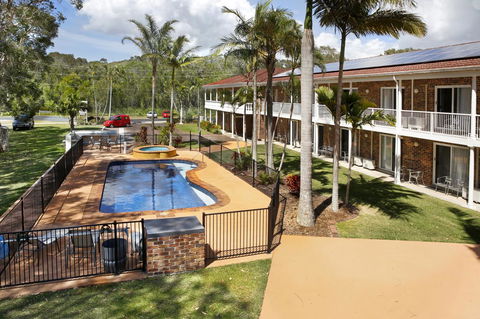 Aston Motel Yamba - Whitsundays Accommodation 13