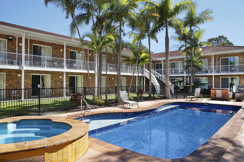 Aston Motel Yamba - Whitsundays Accommodation 5