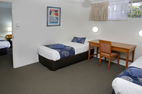 Aston Motel Yamba - Whitsundays Accommodation 25