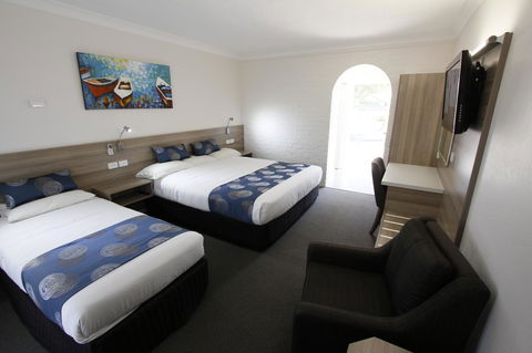 Aston Motel Yamba - Whitsundays Accommodation 1
