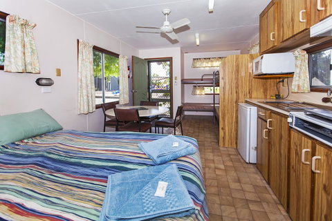 Echo Holiday Parks - Naracoorte - Whitsundays Accommodation 2