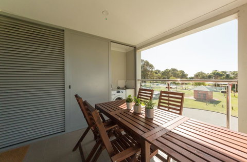 Yaran Suites - Whitsundays Accommodation 36