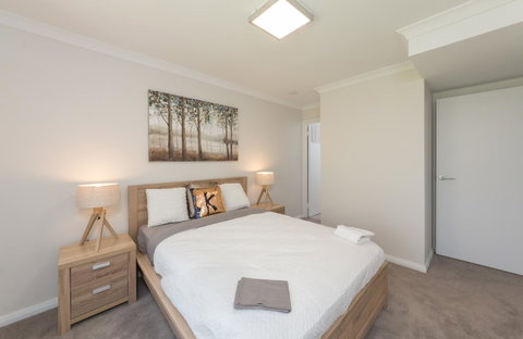 Yaran Suites - Whitsundays Accommodation 11