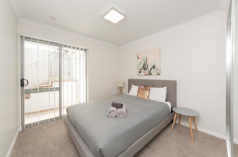 Yaran Suites - Whitsundays Accommodation 24