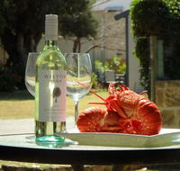 Lazy Lobster Holiday Units  Chalets - Whitsundays Accommodation