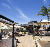 Leisure Inn Hotel Rockingham - Whitsundays Accommodation
