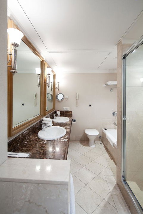 Parmelia Hilton Perth - Whitsundays Accommodation 33