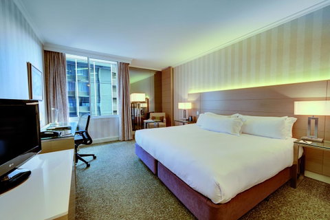 Parmelia Hilton Perth - Whitsundays Accommodation 24