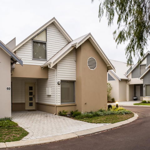 Cape View Beach Resort - Whitsundays Accommodation 32