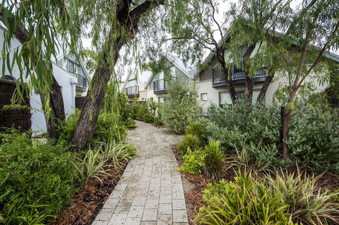 Cape View Beach Resort - Whitsundays Accommodation 44