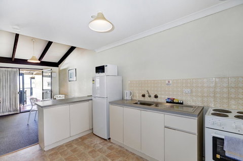 West Beach Lagoon 123 - Location & Views!!! - Whitsundays Accommodation 10