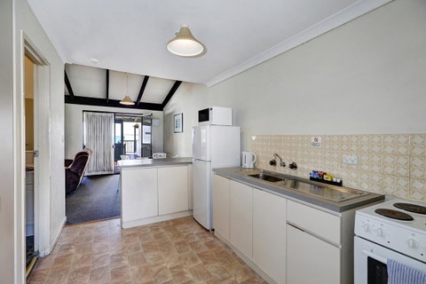 West Beach Lagoon 123 - Location & Views!!! - Whitsundays Accommodation 5