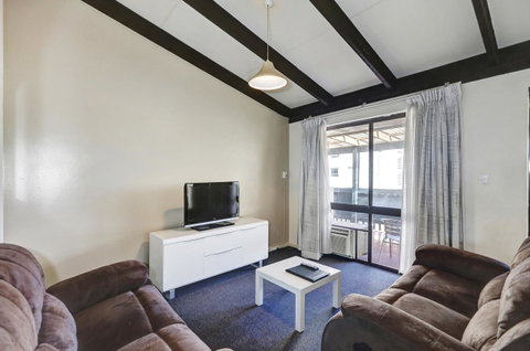 West Beach Lagoon 123 - Location & Views!!! - Whitsundays Accommodation 6