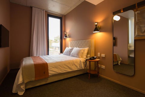 Alex Hotel - Whitsundays Accommodation 6