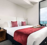 Ramada by Wyndham VetroBlu Scarborough Beach - Whitsundays Accommodation