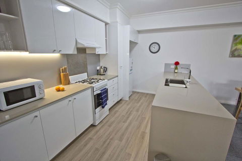 Morisset Serviced Apartments - Whitsundays Accommodation 27