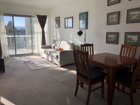 Morisset Serviced Apartments - Whitsundays Accommodation 1