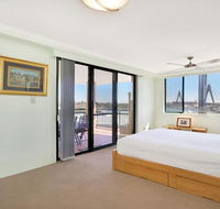 Darling Harbor Apartment - Whitsundays Accommodation