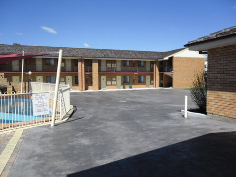 Ben Chifley Motor Inn - Whitsundays Accommodation 35