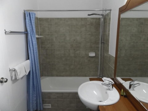 Ben Chifley Motor Inn - Whitsundays Accommodation 11