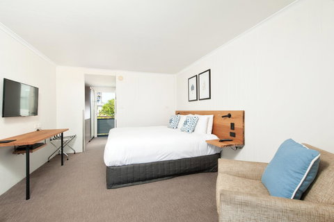 Hotel Nelson - Whitsundays Accommodation 3