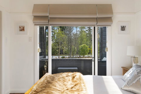 Romanz In The Valley (Luxury B&B) - Whitsundays Accommodation 6