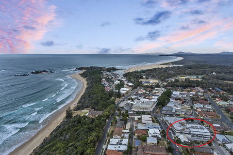 No 5 Rockpool 69 Ave Sawtell - Whitsundays Accommodation 2