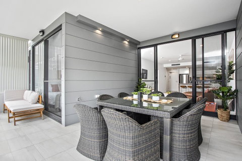 No 5 Rockpool 69 Ave Sawtell - Whitsundays Accommodation 10