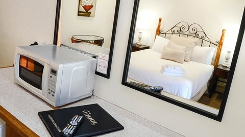 Almond Inn - Whitsundays Accommodation 21