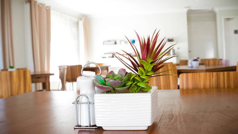 Almond Inn - Whitsundays Accommodation 13