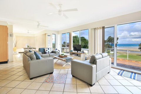 The Rotunda, Gerroa - Whitsundays Accommodation 3