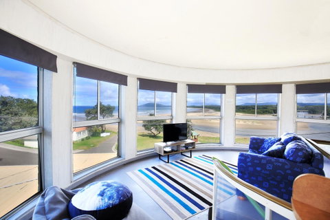 The Rotunda, Gerroa - Whitsundays Accommodation 2