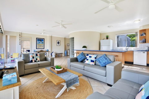 The Rotunda, Gerroa - Whitsundays Accommodation 5