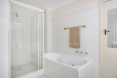 The Rotunda, Gerroa - Whitsundays Accommodation 24