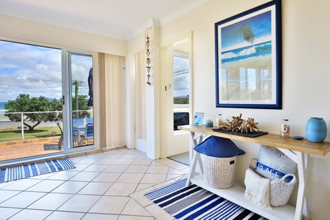 The Rotunda, Gerroa - Whitsundays Accommodation 11