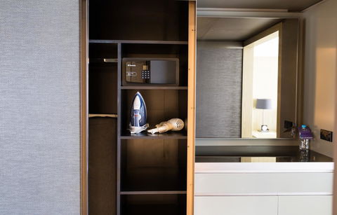 Hyatt Regency Sydney - Whitsundays Accommodation 8