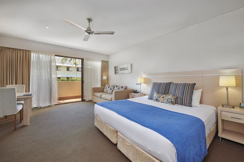 Waves Byron Bay - Whitsundays Accommodation 27