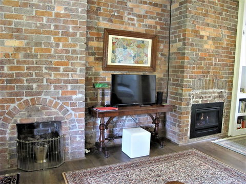 Apple Tree Cottage - Whitsundays Accommodation 16