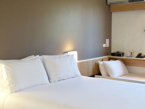 Ibis Thornleigh - Whitsundays Accommodation 21